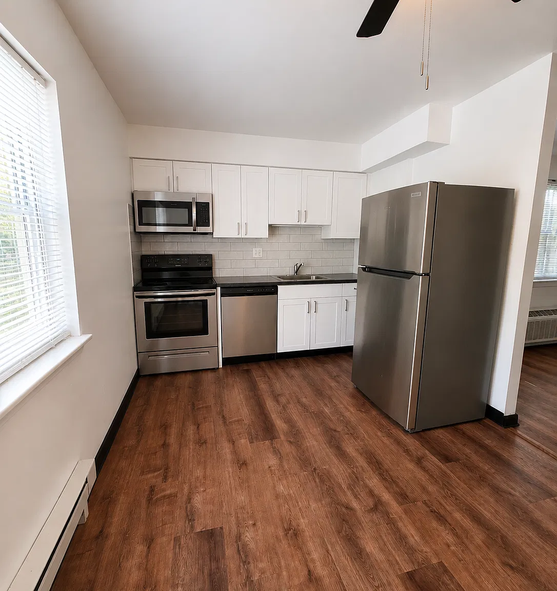 15 Carroll Ave — Photo 4
