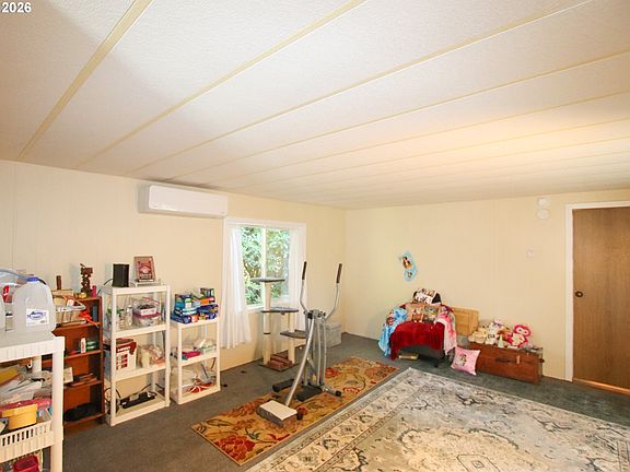 4th image of 1600 Rhododendron Dr Space 214