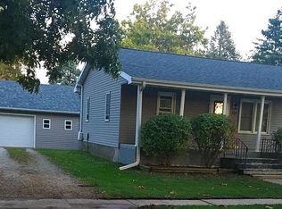 324 S Northfield St, Mediapolis, IA 52637