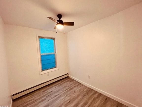 4th image of 209 Parker St #B