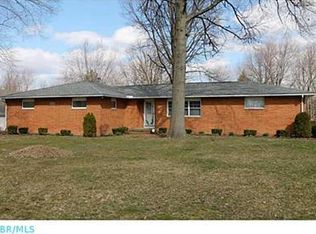 1142 Rosehill Rd, Reynoldsburg, OH 43068