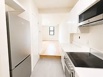 321 West 105th Street