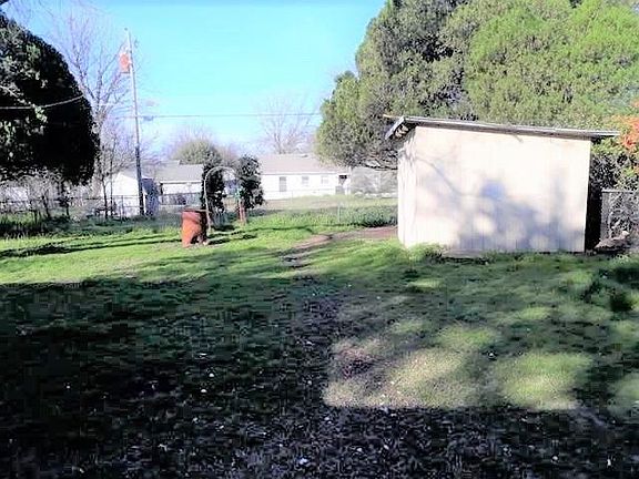 4th image of 5004 Roanoke St