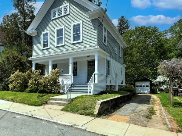 27 Gorton Street, New London, CT 06320