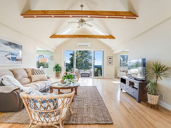 3rd image of 534 Vista Del Mar Dr