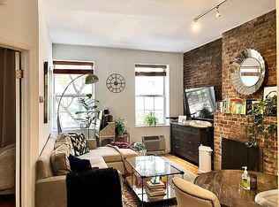 232 8th Ave APT 4, New York, NY 10011