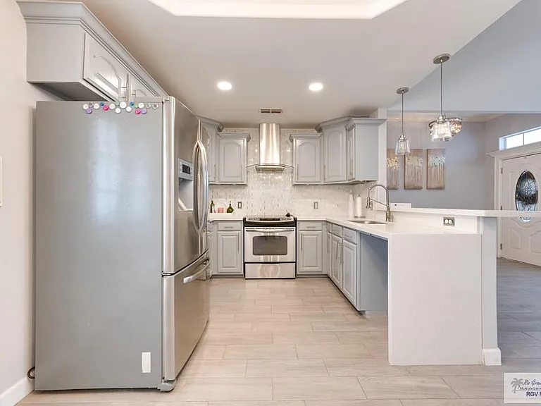 2709 S Calle Duquesa — Photo 8