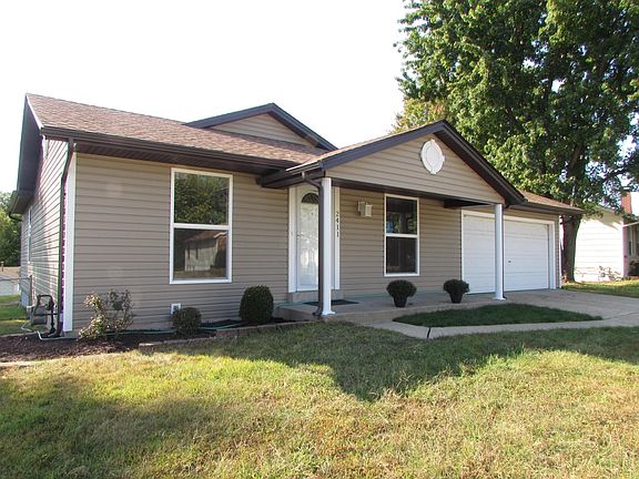 3rd image of 2411 Pheasant Run Dr