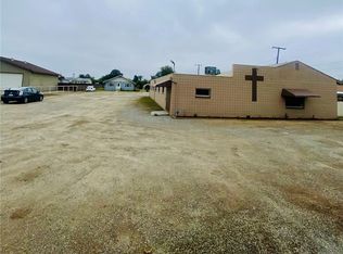 958 S Prospect St #A, Porterville, CA