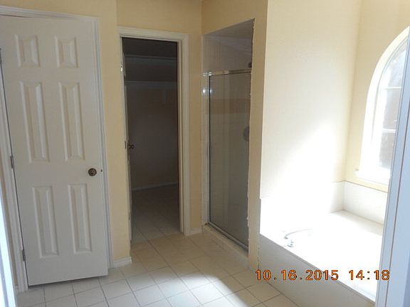 5th image of 1436 Tamarack Dr