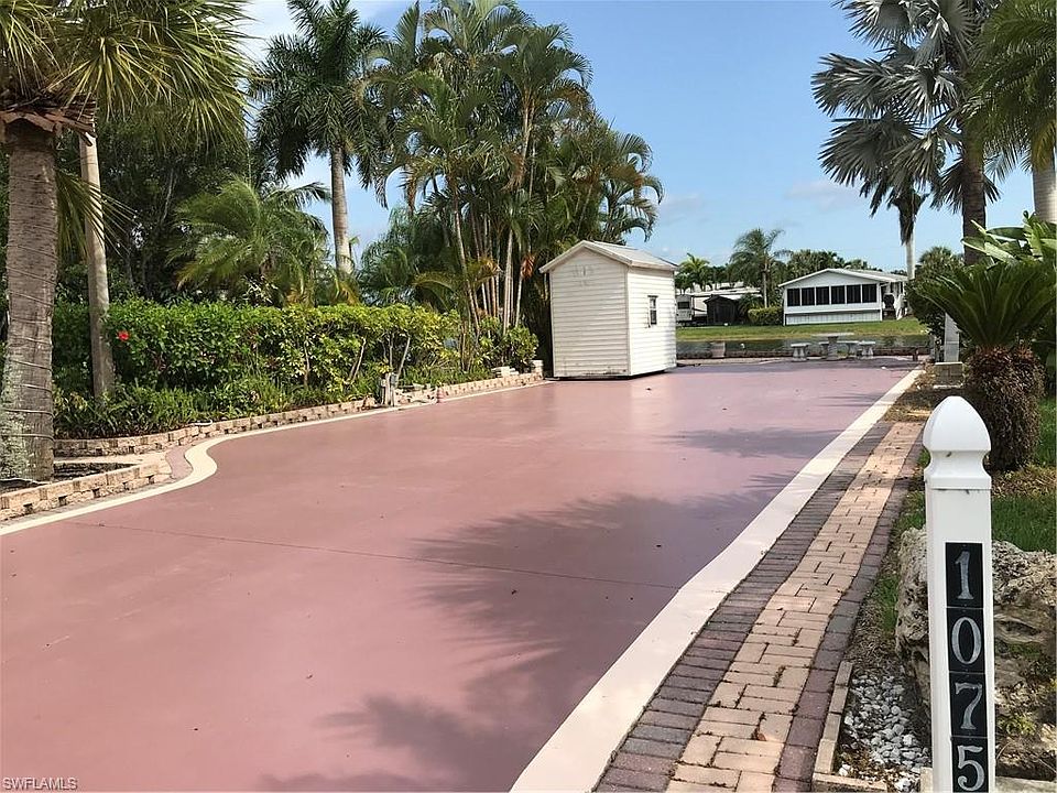 1st image of 1075 Diamond Lake Cir Lot 15