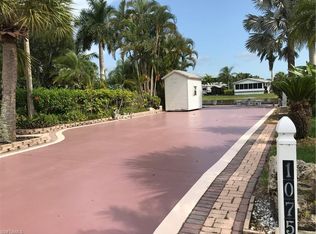 1075 Diamond Lake Cir LOT 15, Naples, FL 34114