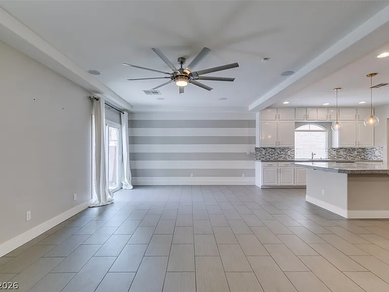 4586 W Camero Ave — Photo 13