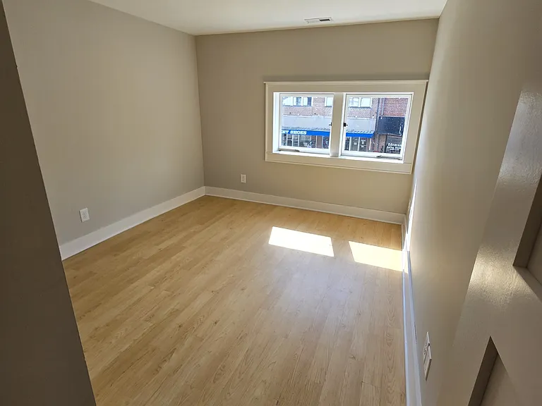 307 S Broad St #3 — Photo 8
