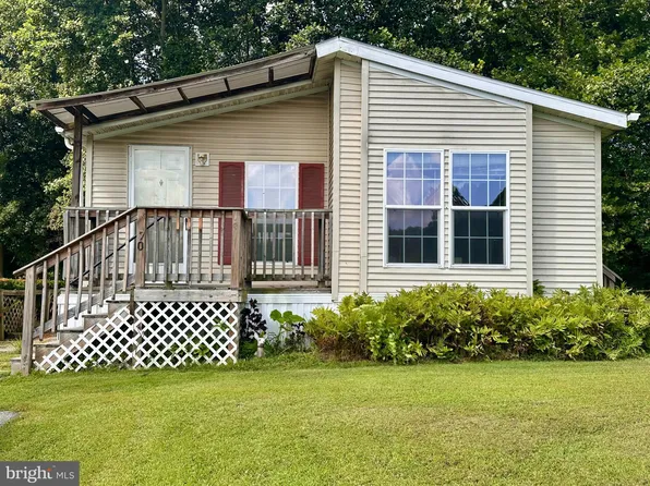 70 Hill View Dr, Willow Street, PA 17584
