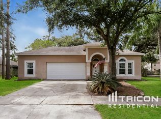 5901 Erhardt Dr, Riverview, FL 33578