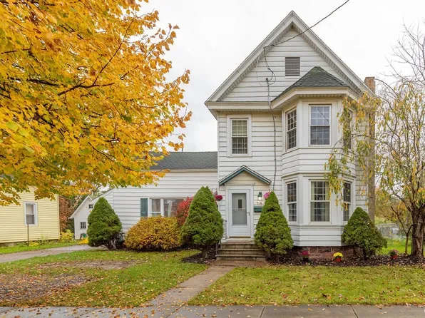 516 W 4th St S, Fulton, NY 13069