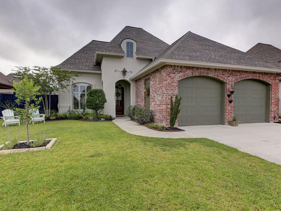 1st image of 223 Bayou Parc Dr