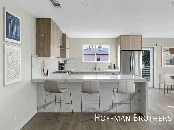 3rd image of 1429 N Vista St #4A