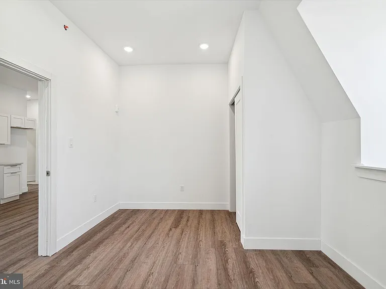 5164 Ridge Ave #3 — Photo 26