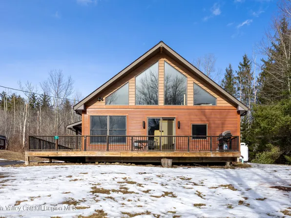 12 Cheff Lane, Hunter, NY 12442