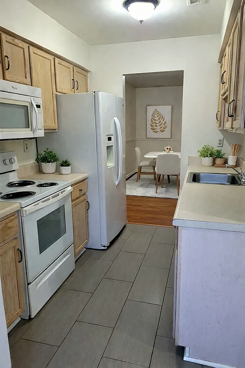 Kitchen - Virtually Staged - 1048 Commonwealth Pl