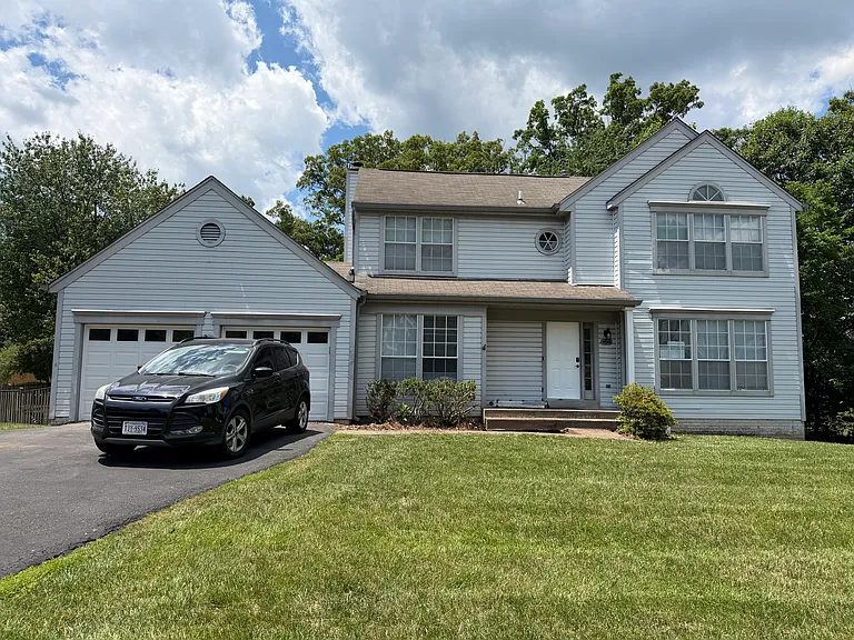 4516 Waverly Crossing Ln — Photo 1