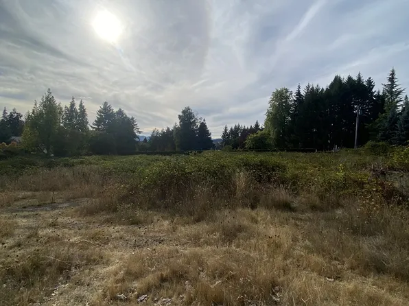 601 S Park St, Carlton, OR 97111
