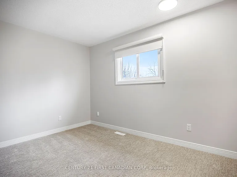 189 Homestead Cres #25 — Photo 22