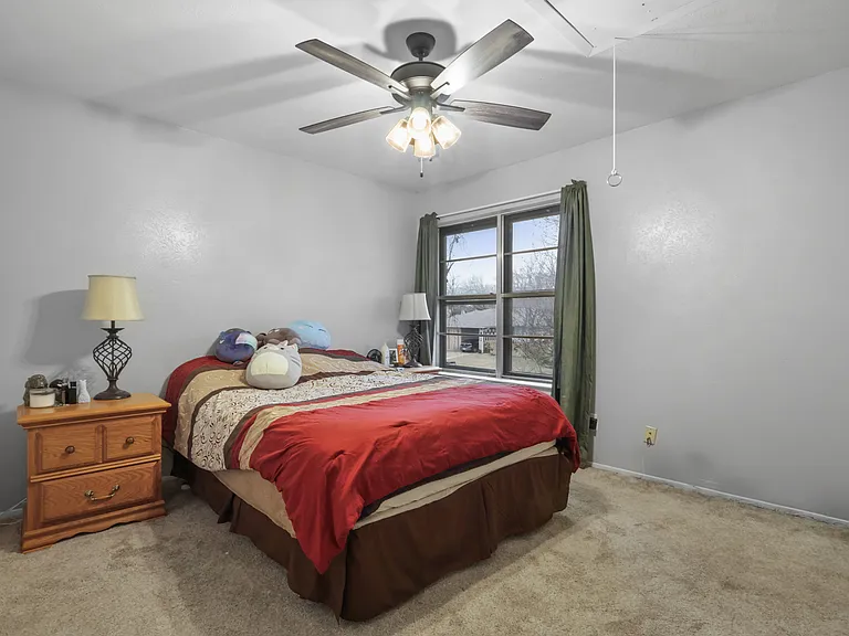 2658 Patricia Ln — Photo 13