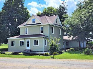 8239 County Road D, Platteville, WI 53818