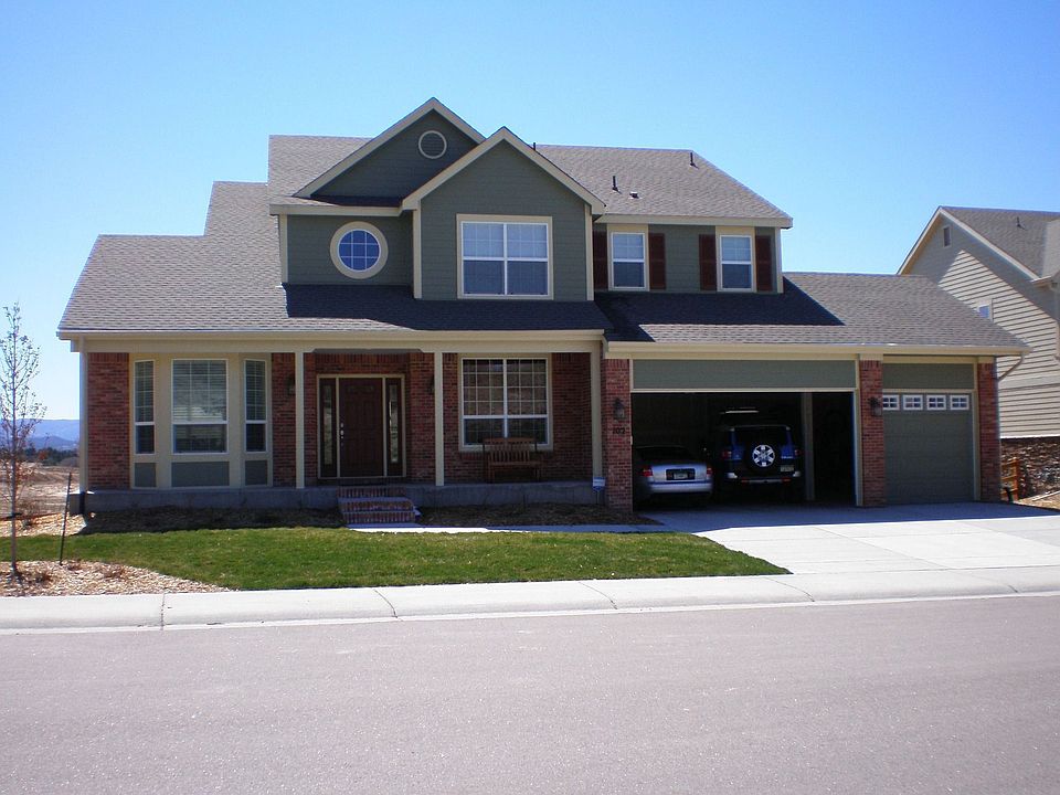 Front of 102 Crosshaven Place