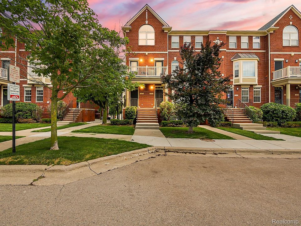 1st image of 3231 Camden Dr