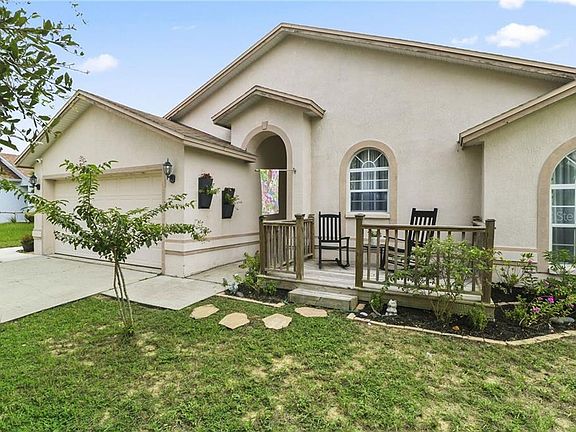 3rd image of 133 Monaco Dr