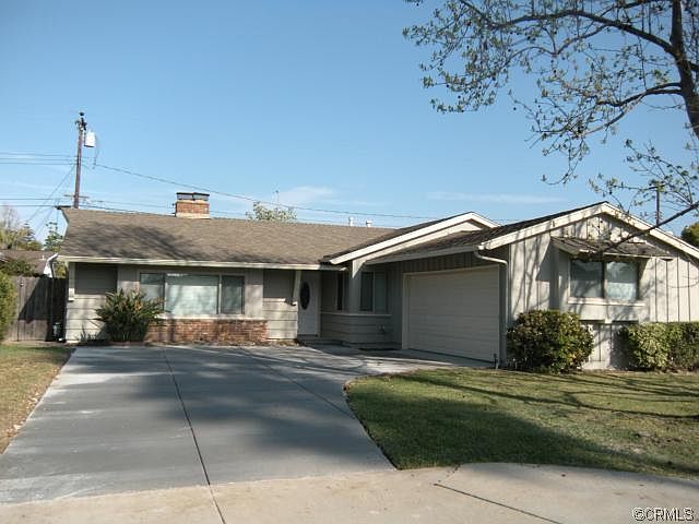 1st image of 2516 Andover Pl