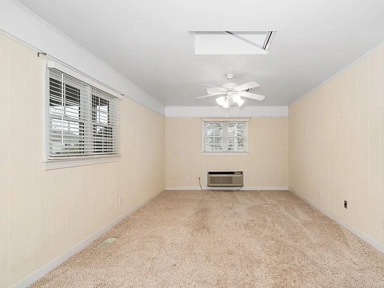 609 W Academy St — Photo 13