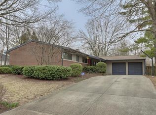 1103 Lincolnshire Dr, Champaign, IL 61821