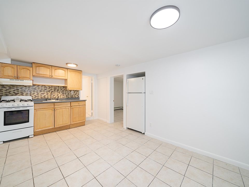 1st image of 720 Liberty Ave #1