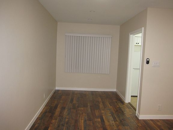 2nd image of 637 S Dunsmuir Ave APT 8