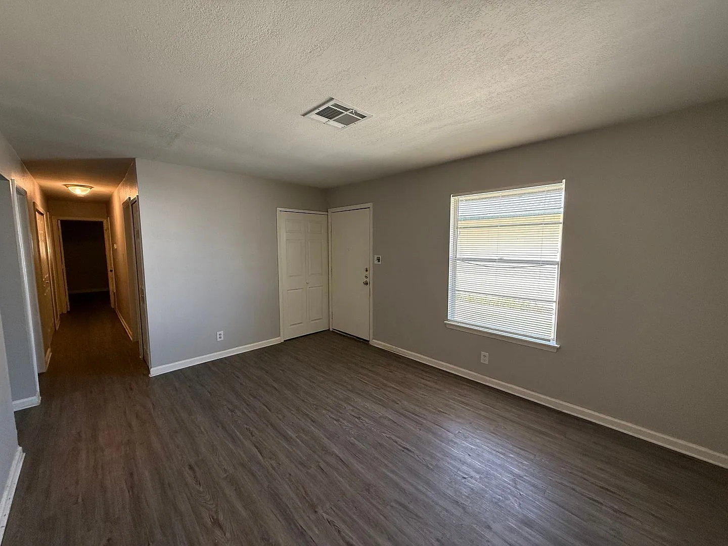 3 Bedroom Duplex — Photo 4