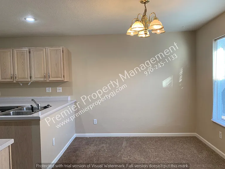 526 Rado Dr — Photo 6
