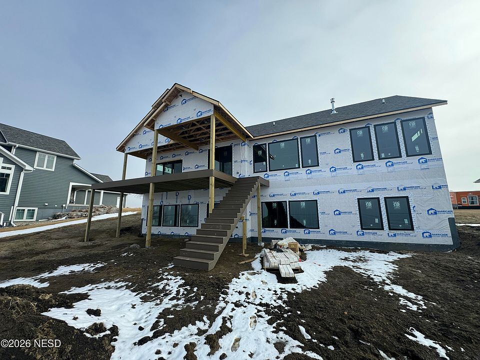 2nd image of 110 Sunset Park Dr