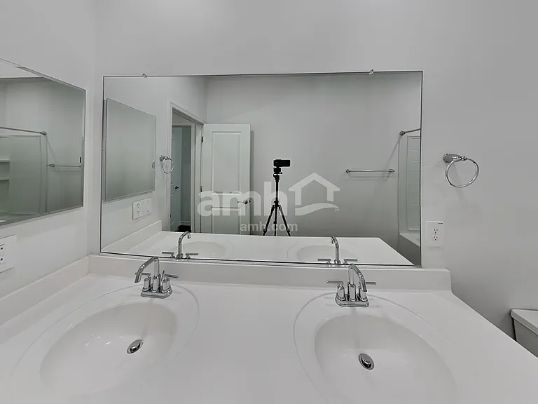 15074 W Sherman St — Photo 17