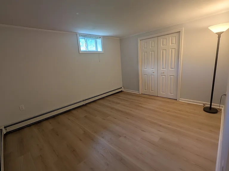 542 Worcester St #1A — Photo 1