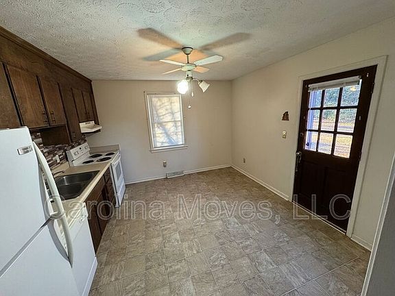 5th image of 117 Wardview Ave