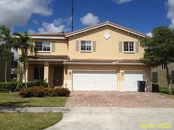 1st image of 1171 NW 206th Ter