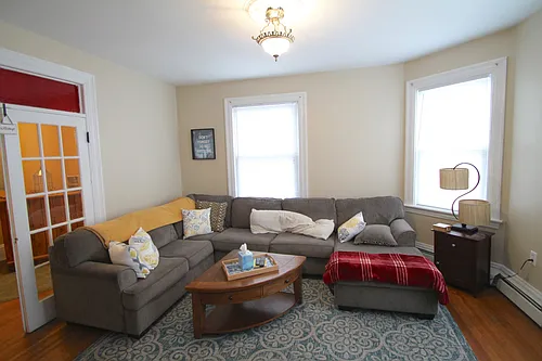 155 Vinton St #2F Photo 1