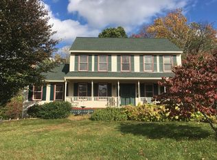 18 Independence Dr, Leominster, MA 01453