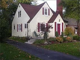 1st image of 393 Huxley Dr