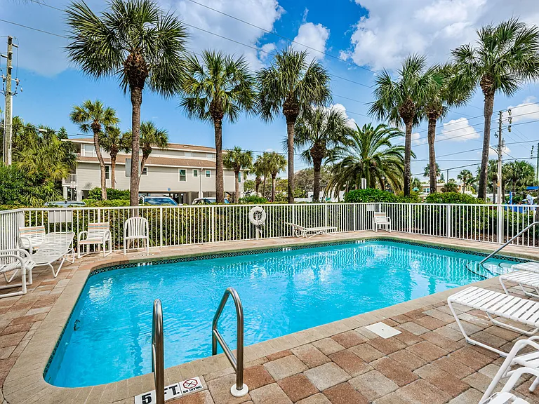 1412 Gulf Blvd #102 — Photo 28